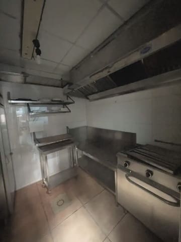Commerciale da affittare in Burriana / Borriana - 950 € (Rif: 10100659)