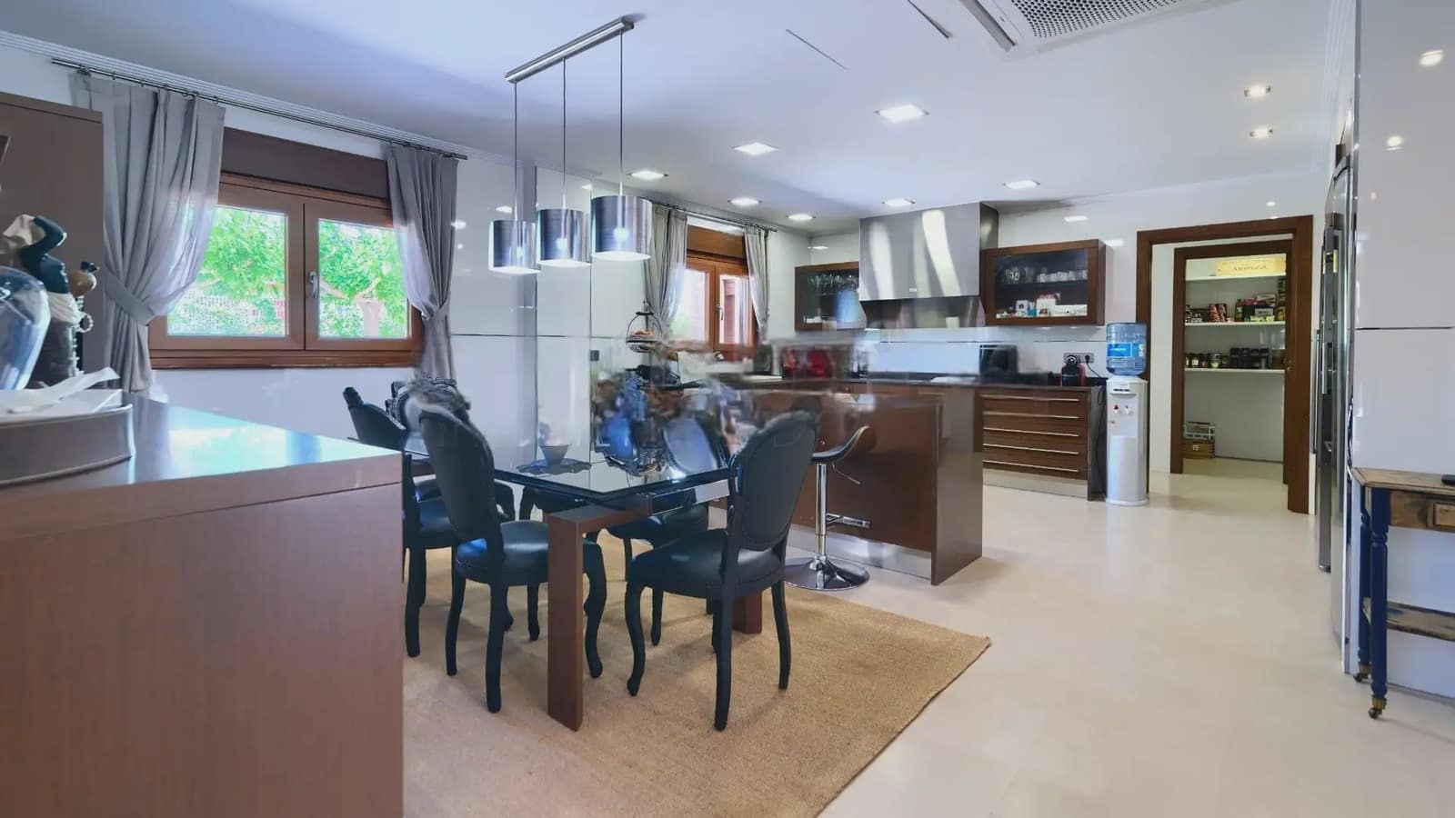 Chalet de 14 habitaciones en Burriana / Borriana en venta con piscina garaje - 1.800.000 € (Ref: 10100665)