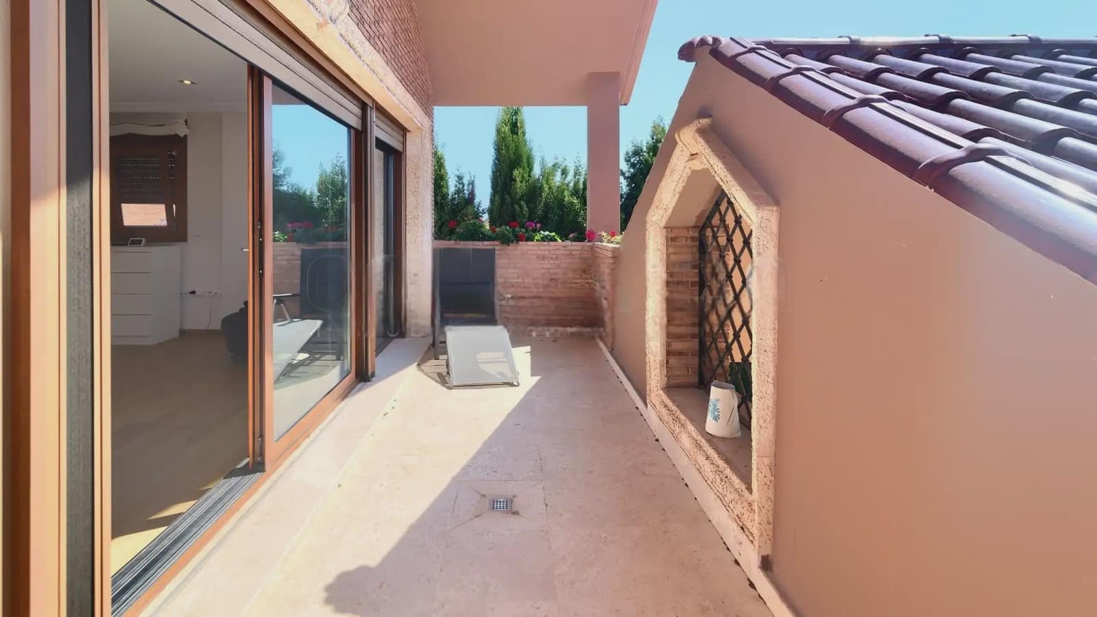 Chalet de 14 habitaciones en Burriana / Borriana en venta con piscina garaje - 1.800.000 € (Ref: 10100665)