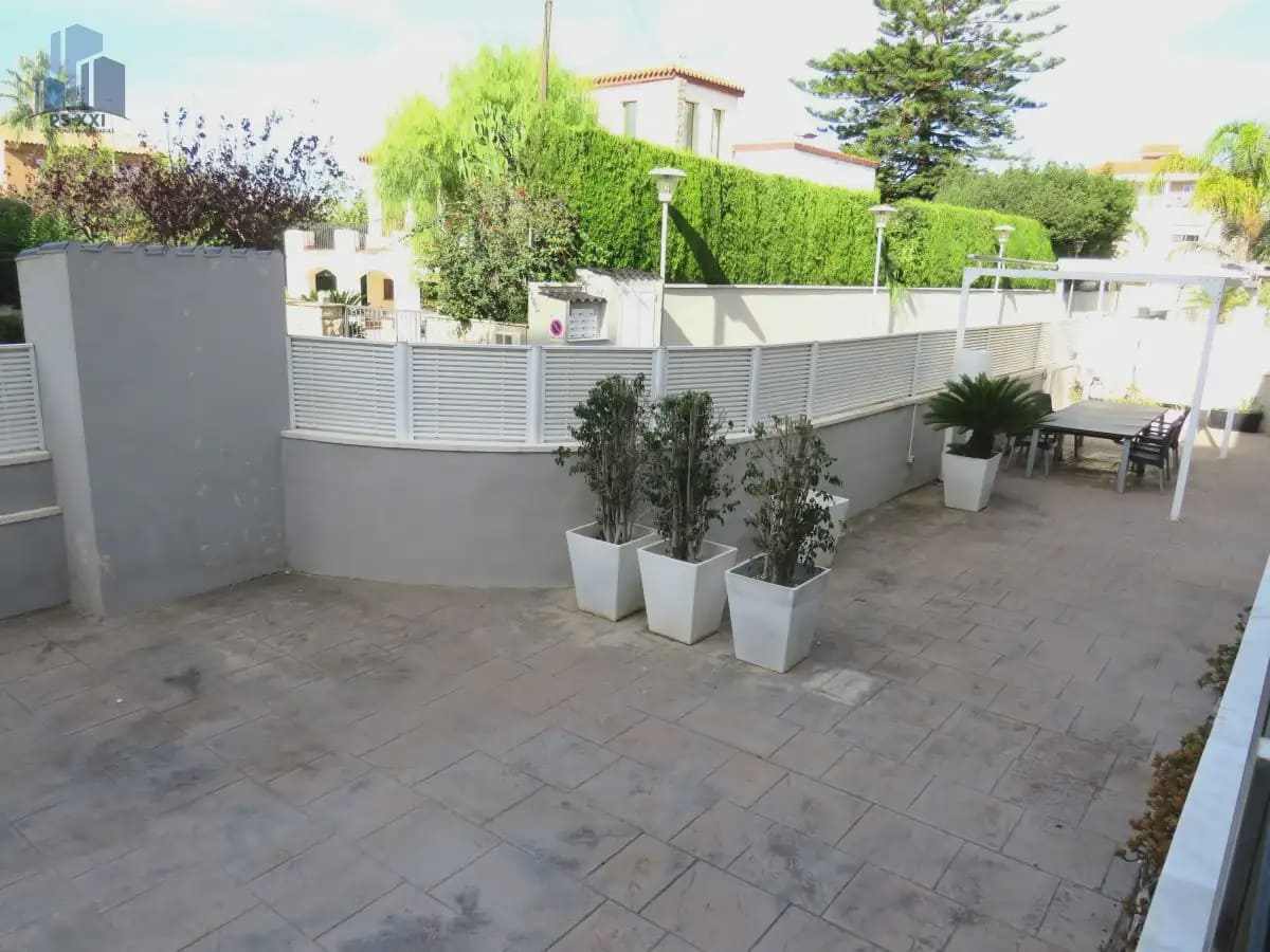 4 chambre Villa/Maison à vendre à Burriana / Borriana avec piscine garage - 625 000 € (Ref: 10100671)