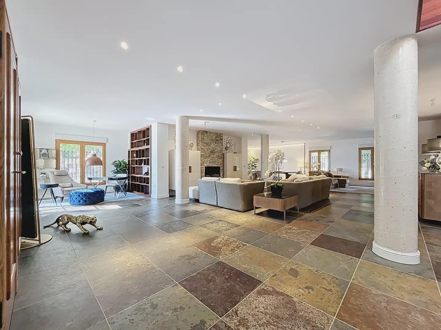 5 soverom Villa til salgs i La Nucia med svømmebasseng garasje - € 2 400 000 (Ref: 10100674)