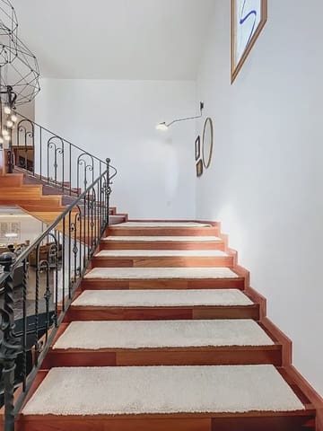 5 soverom Villa til salgs i La Nucia Pueblo  , La Nucia med svømmebasseng garasje - € 2 400 000 (Ref: 10100674)