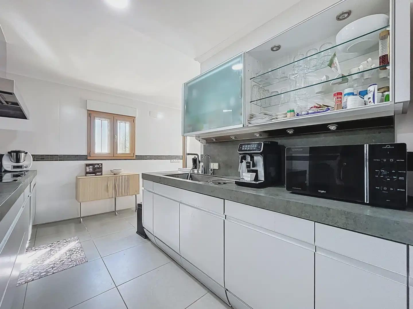 5 soverom Villa til salgs i La Nucia med svømmebasseng garasje - € 2 400 000 (Ref: 10100674)