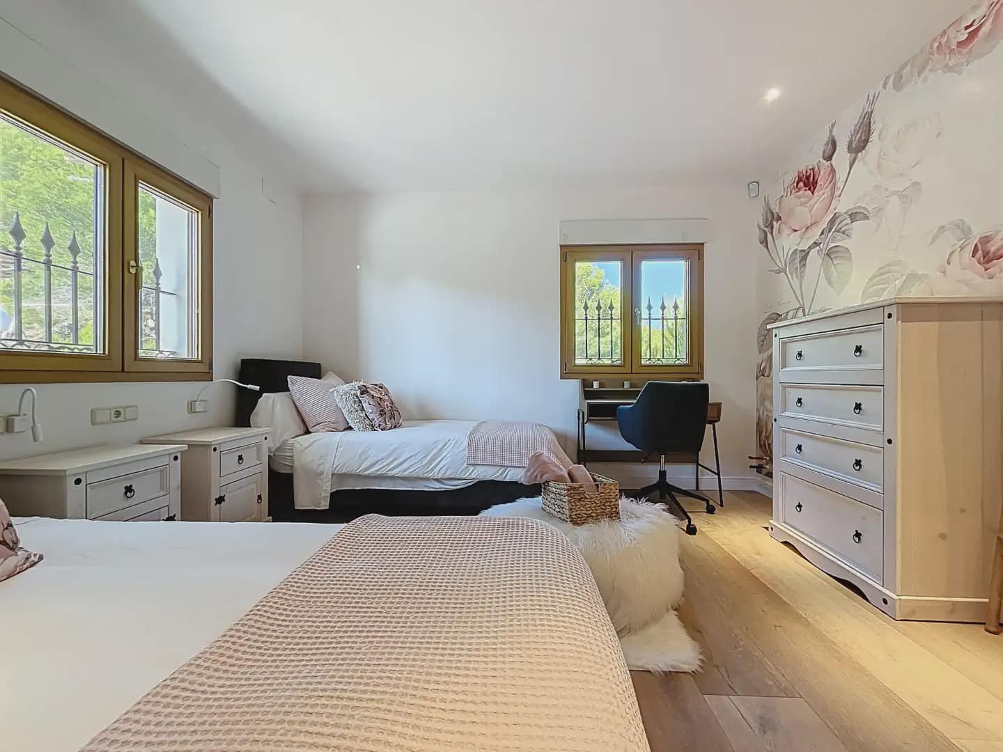 5 soverom Villa til salgs i La Nucia med svømmebasseng garasje - € 2 400 000 (Ref: 10100674)