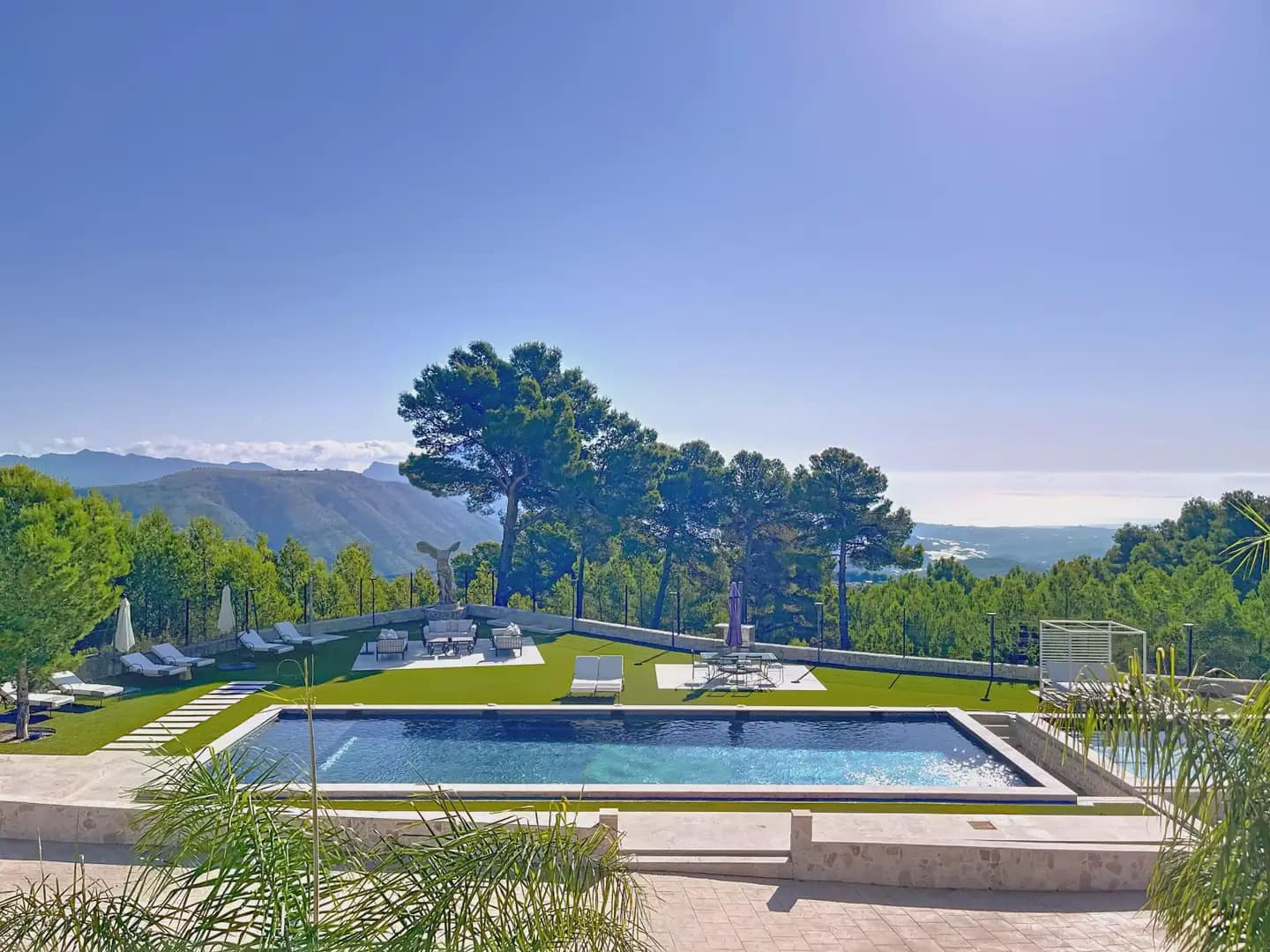 5 soverom Villa til salgs i La Nucia med svømmebasseng garasje - € 2 400 000 (Ref: 10100674)