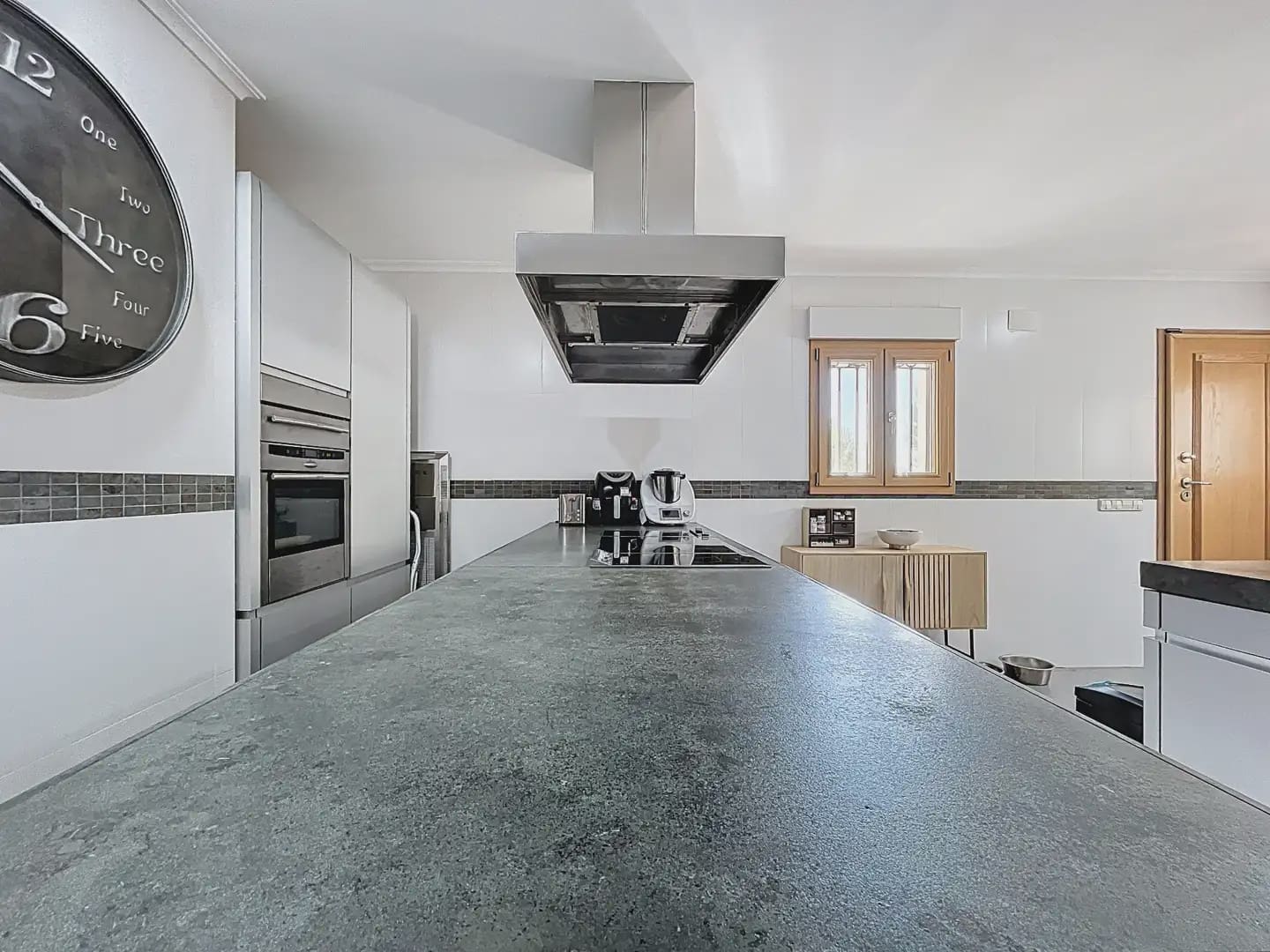 5 soverom Villa til salgs i La Nucia med svømmebasseng garasje - € 2 400 000 (Ref: 10100674)