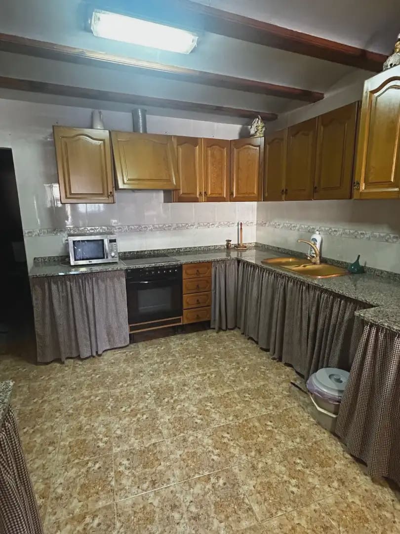 Commercieel te koop in Burriana / Borriana - € 170.000 (Ref: 10100681)