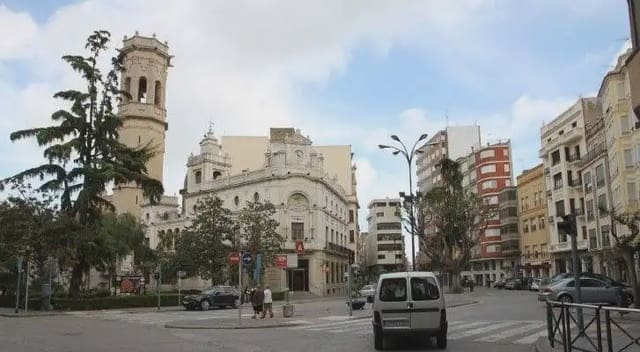 Commerciale da affittare in Burriana / Borriana - 1.000 € (Rif: 10100690)