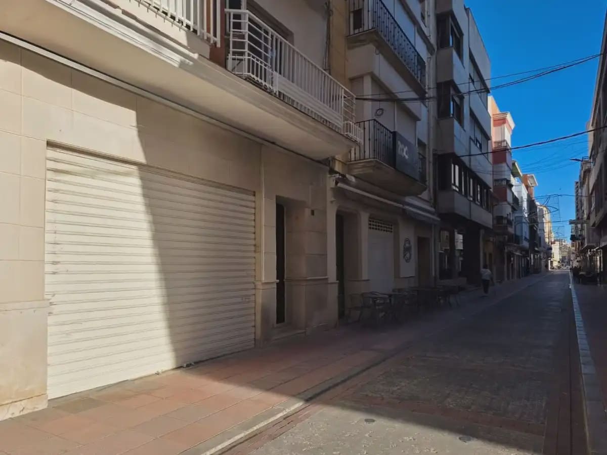 Commerciale da affittare in Burriana / Borriana - 800 € (Rif: 10100691)