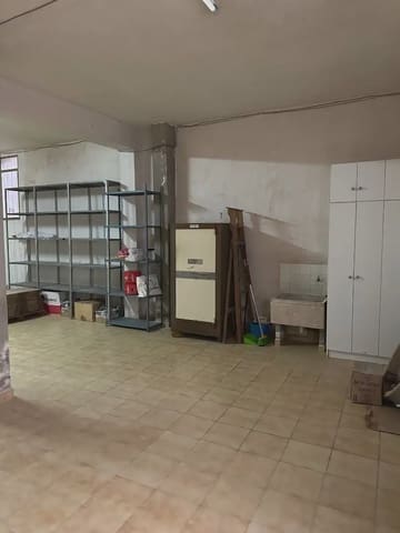 Garaż na sprzedaż w Burriana / Borriana - 85 000 € (Ref: 10100700)