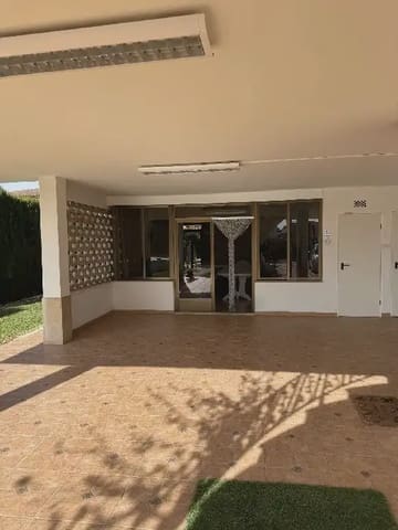 4 slaapkamer Villa te koop in Burriana / Borriana met zwembad garage - € 700.000 (Ref: 10100709)