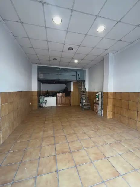Commerciale da affittare in Burriana / Borriana - 450 € (Rif: 10100710)