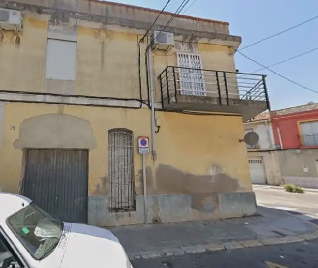 Commercial for sale in La Pobla Llarga - € 125,000 (Ref: 10100718)