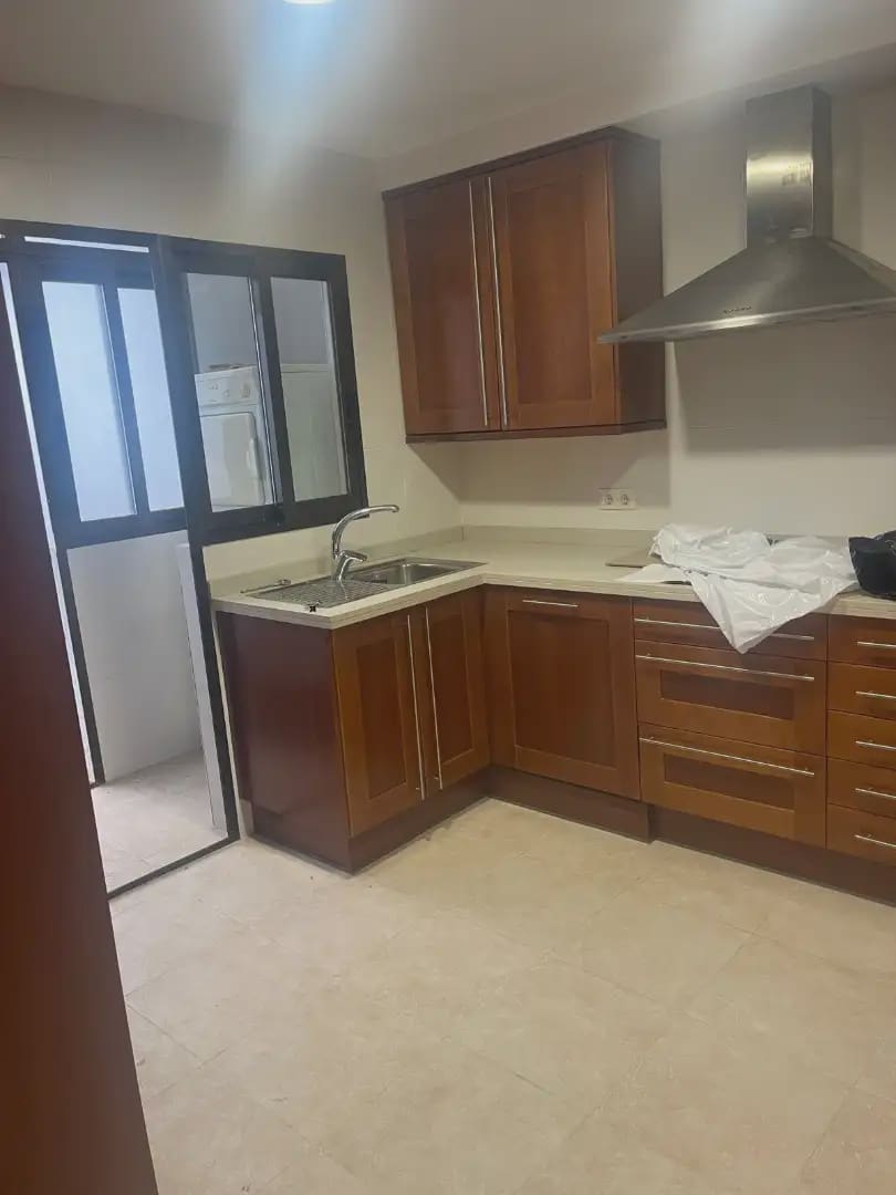 Appartement de 4 chambres à louer à Burriana / Borriana - 800 € (Ref: 10100720)