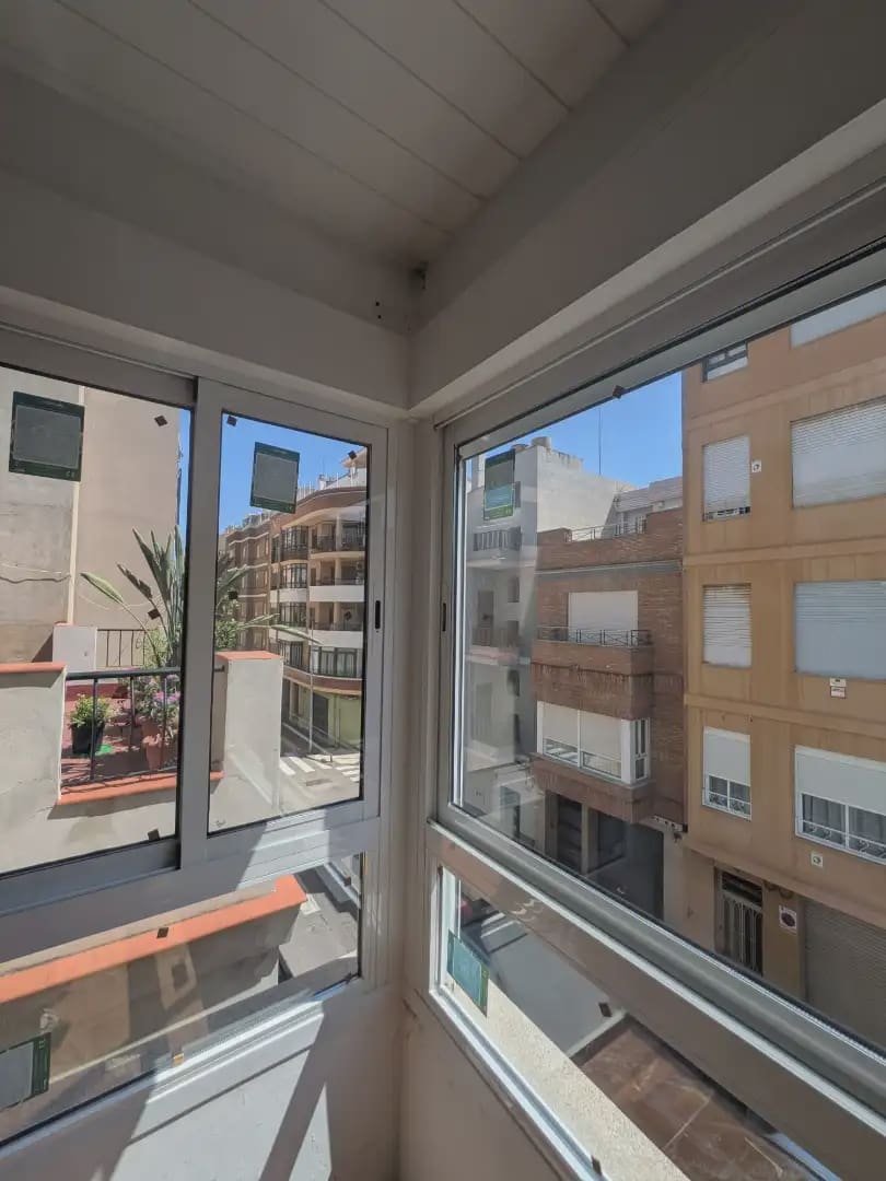 Piso de 5 habitaciones en Burriana / Borriana en venta - 130.000 € (Ref: 10100722)