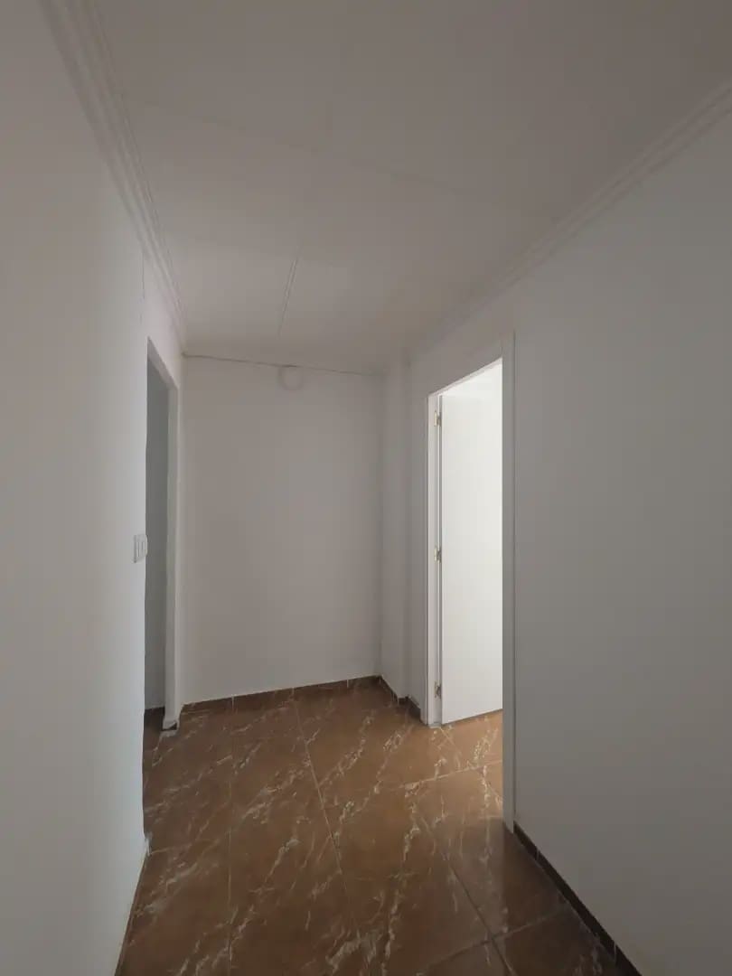 Piso de 5 habitaciones en Burriana / Borriana en venta - 130.000 € (Ref: 10100722)