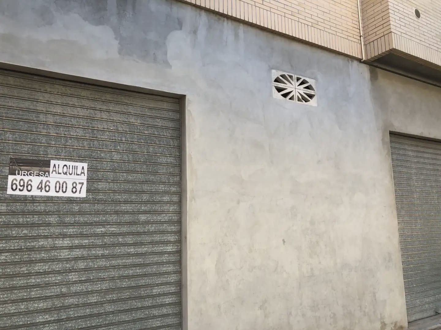 Kommersiell til salgs i Castello de la Plana - € 150 000 (Ref: 10100723)