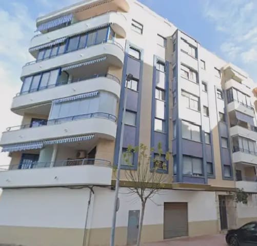 3 makuuhuone Asunto vuokrattavana paikassa Burriana / Borriana mukana uima-altaan 
autotalli - 850 € (Ref: 10124715)