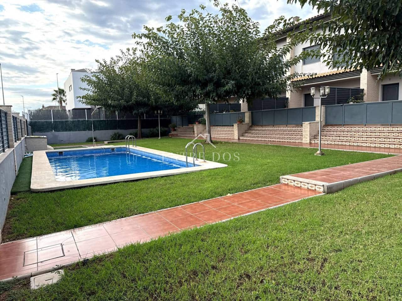 4 slaapkamer Huis te koop in Burriana / Borriana met zwembad garage - € 365.000 (Ref: 10085377)