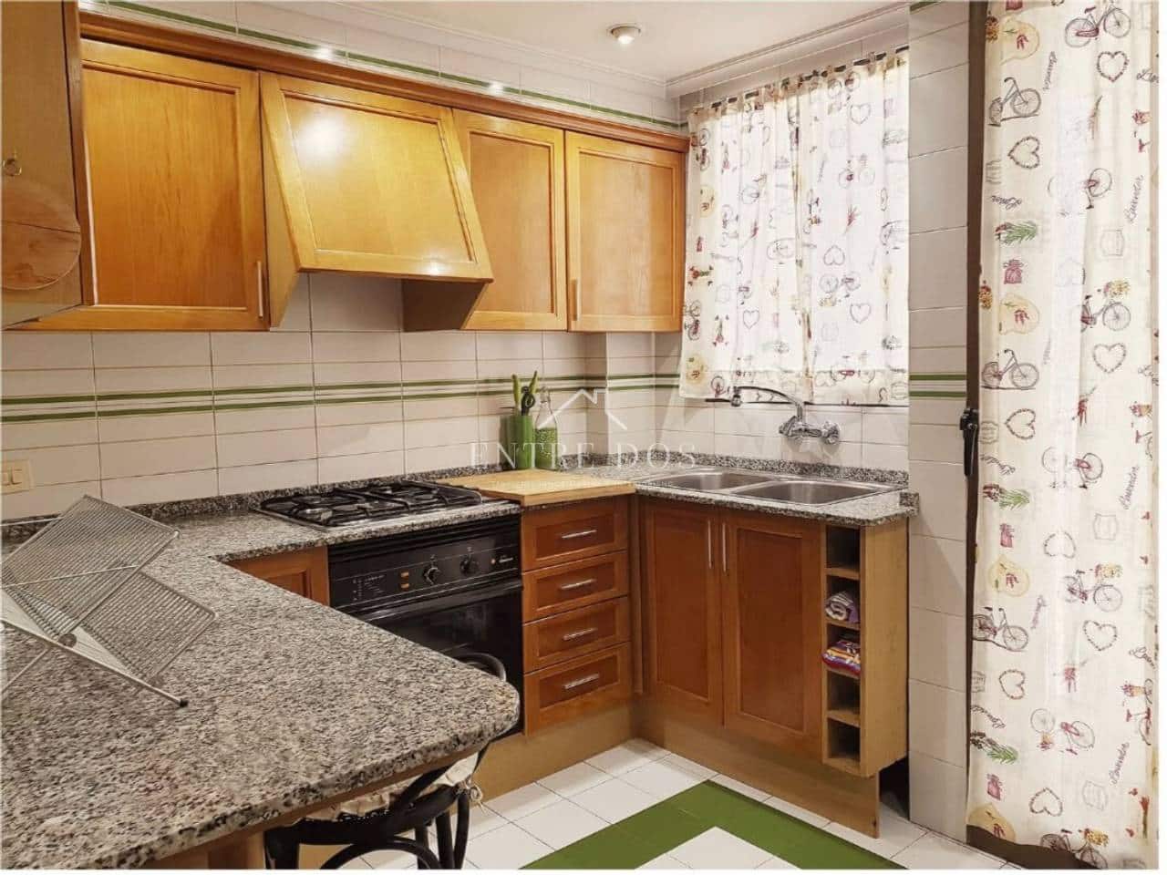 Appartement de 1 chambre à louer à Castello de la Plana - 350 € (Ref: 10099619)