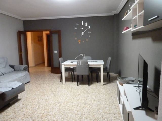 4 makuuhuone Asunto myytävänä paikassa Vila-real - 130 000 € (Ref: 10127499)