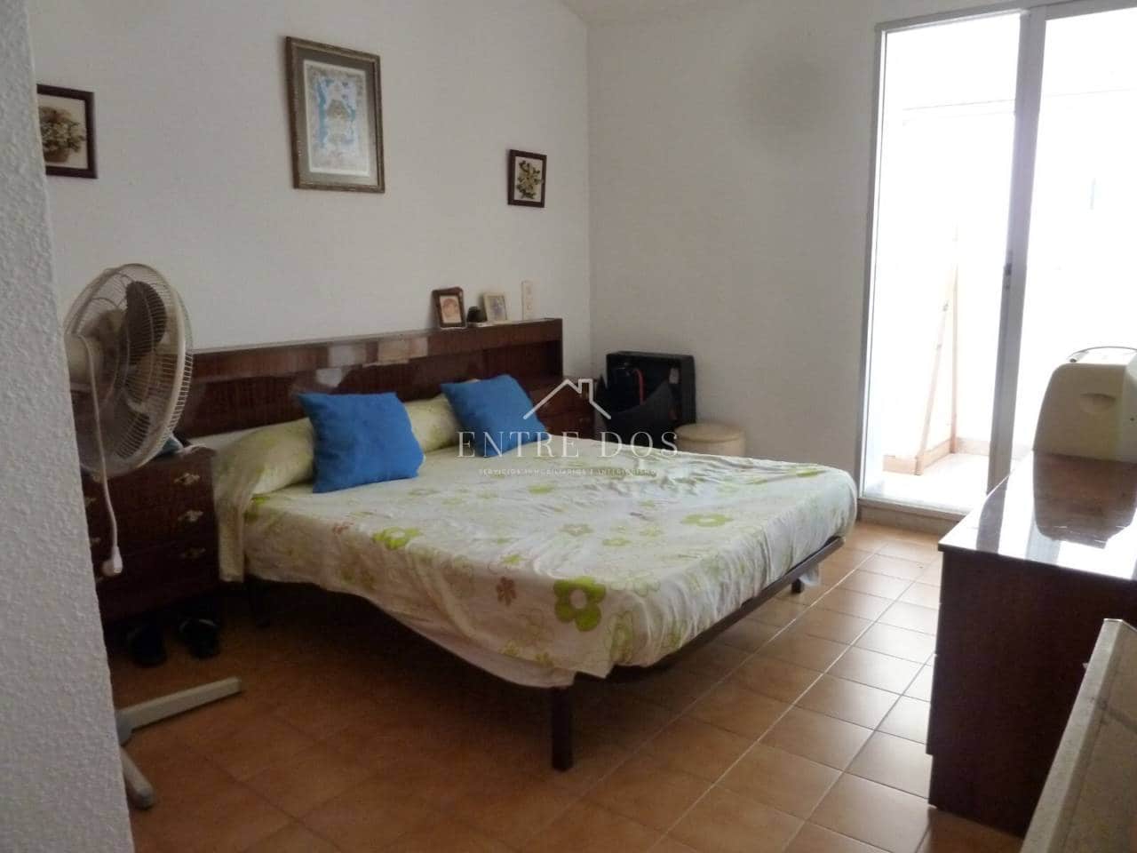 2 bedroom Townhouse for sale in Oropesa  with pool garage - € 220,000 (Ref: 10131081)