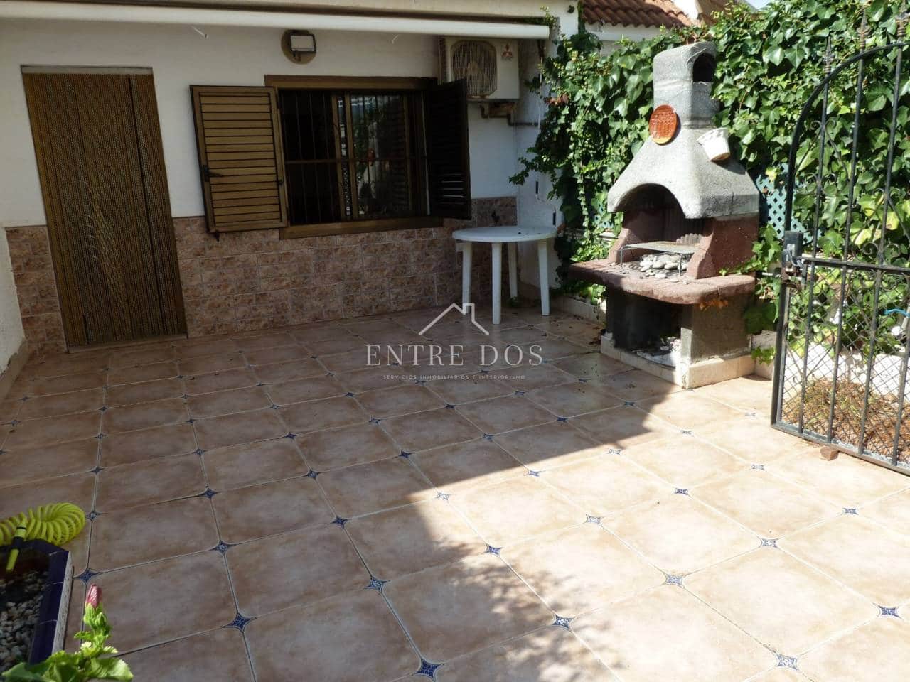 2 bedroom Townhouse for sale in Oropesa  with pool garage - € 220,000 (Ref: 10131081)