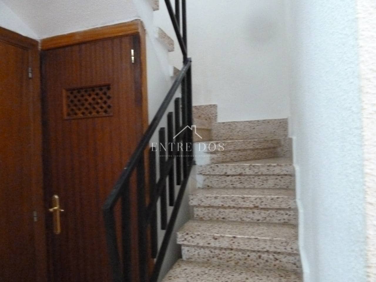 2 bedroom Townhouse for sale in Oropesa  with pool garage - € 220,000 (Ref: 10131081)
