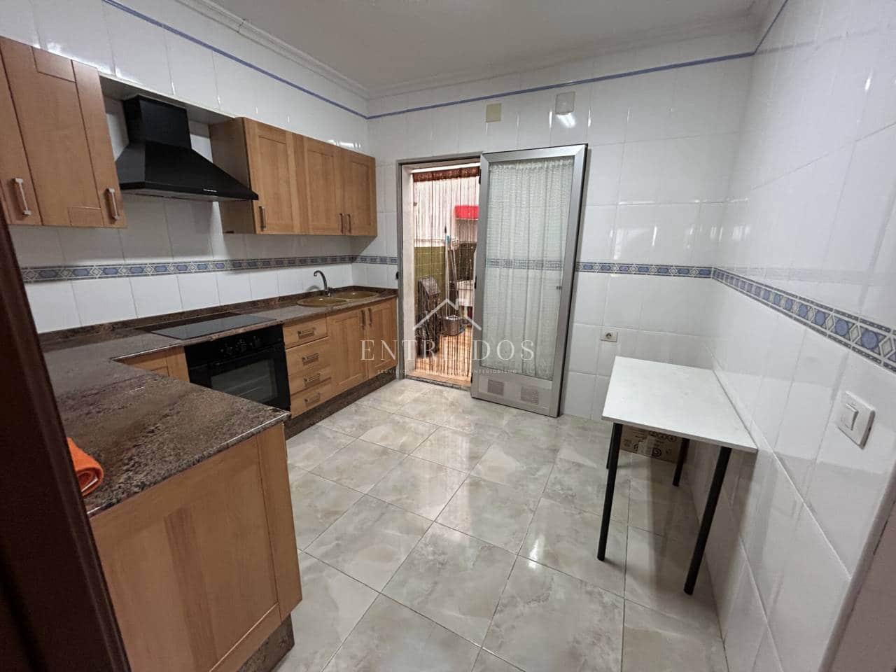 5 chambre Appartement à vendre à Almassora / Almazora - 140 000 € (Ref: 8456078)