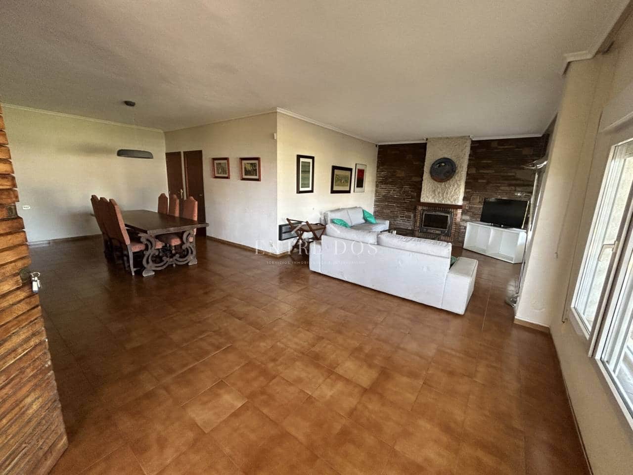 5 bedroom Villa for rent in Castello de la Plana with pool garage - € 4,000 (Ref: 8456086)