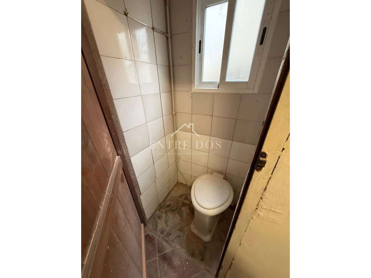 7 soveværelse Villa til salg i Castello de la Plana - € 159.000 (Ref: 8821187)