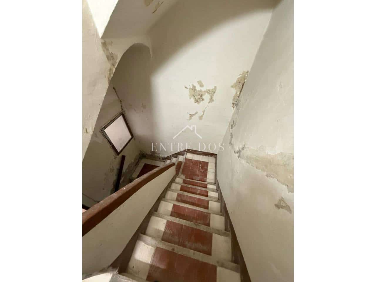 7 soveværelse Villa til salg i Castello de la Plana - € 159.000 (Ref: 8821187)