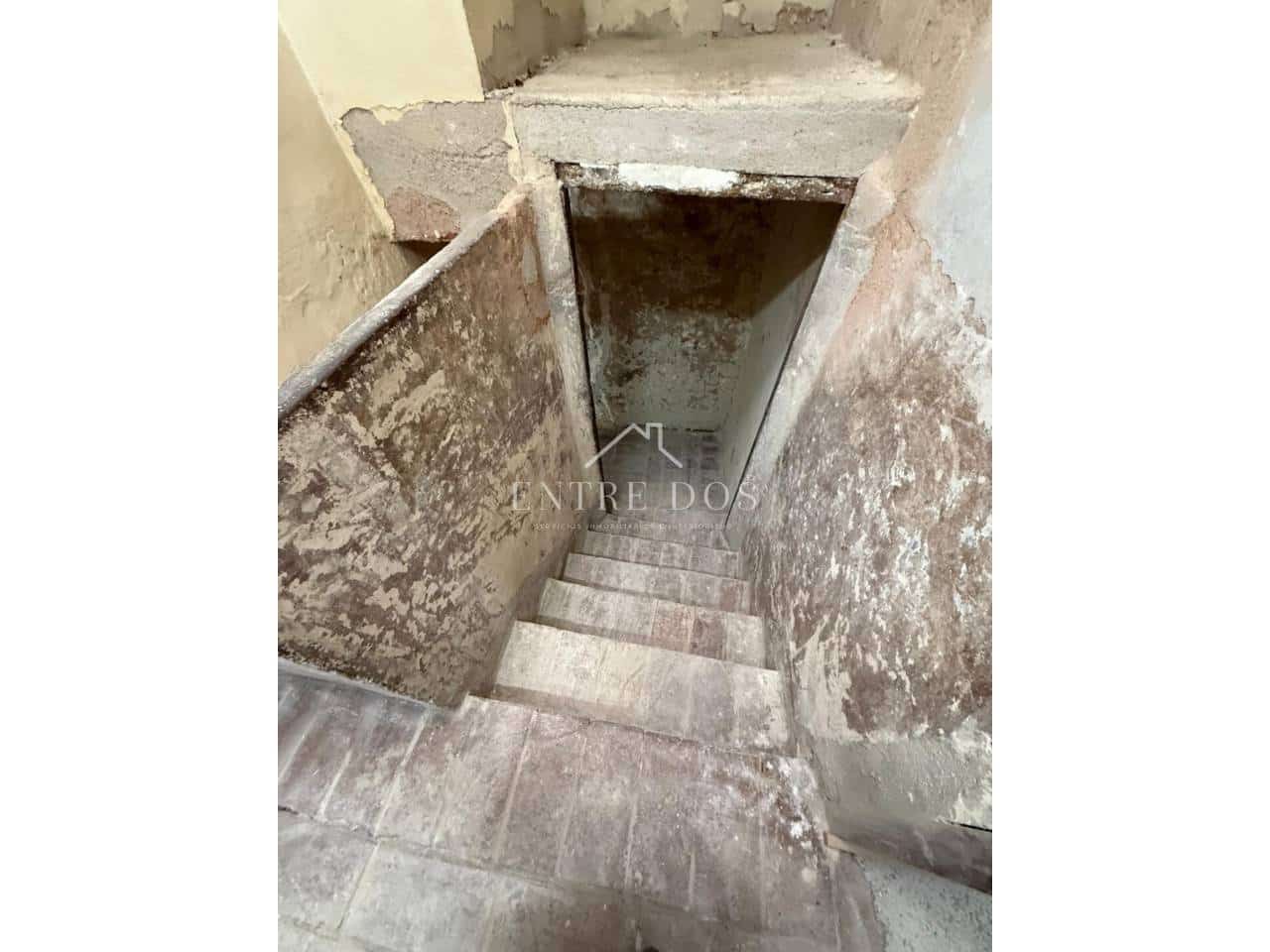 7 soveværelse Villa til salg i Castello de la Plana - € 159.000 (Ref: 8821187)