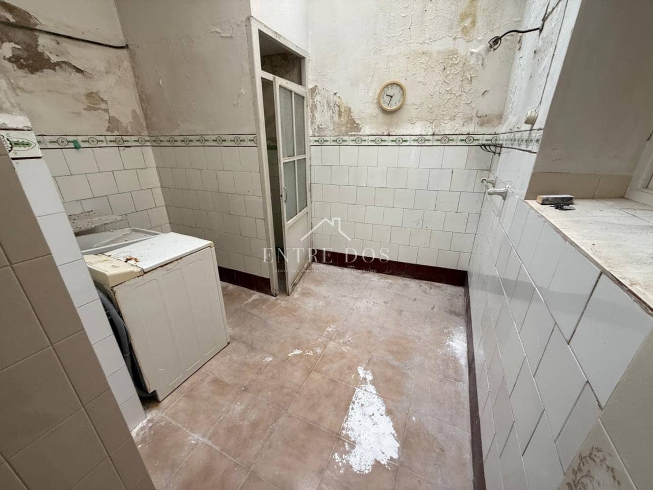 7 soveværelse Villa til salg i Castello de la Plana - € 159.000 (Ref: 8821187)