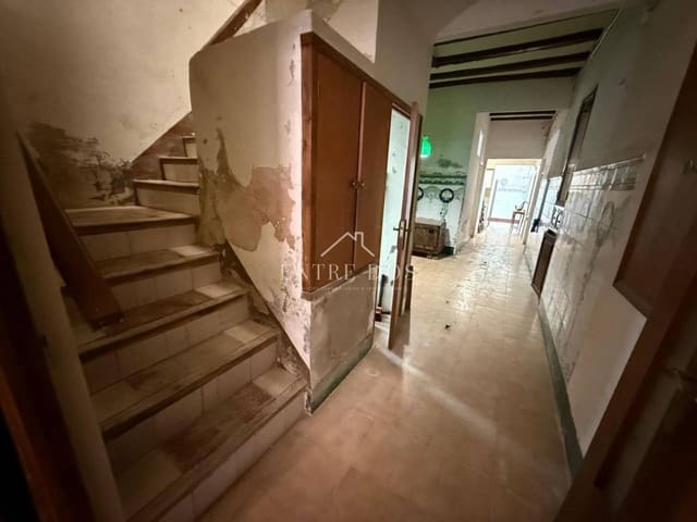 7 bedroom Villa for sale in Castelló de la Plana - € 169,000 (Ref: 8821187)