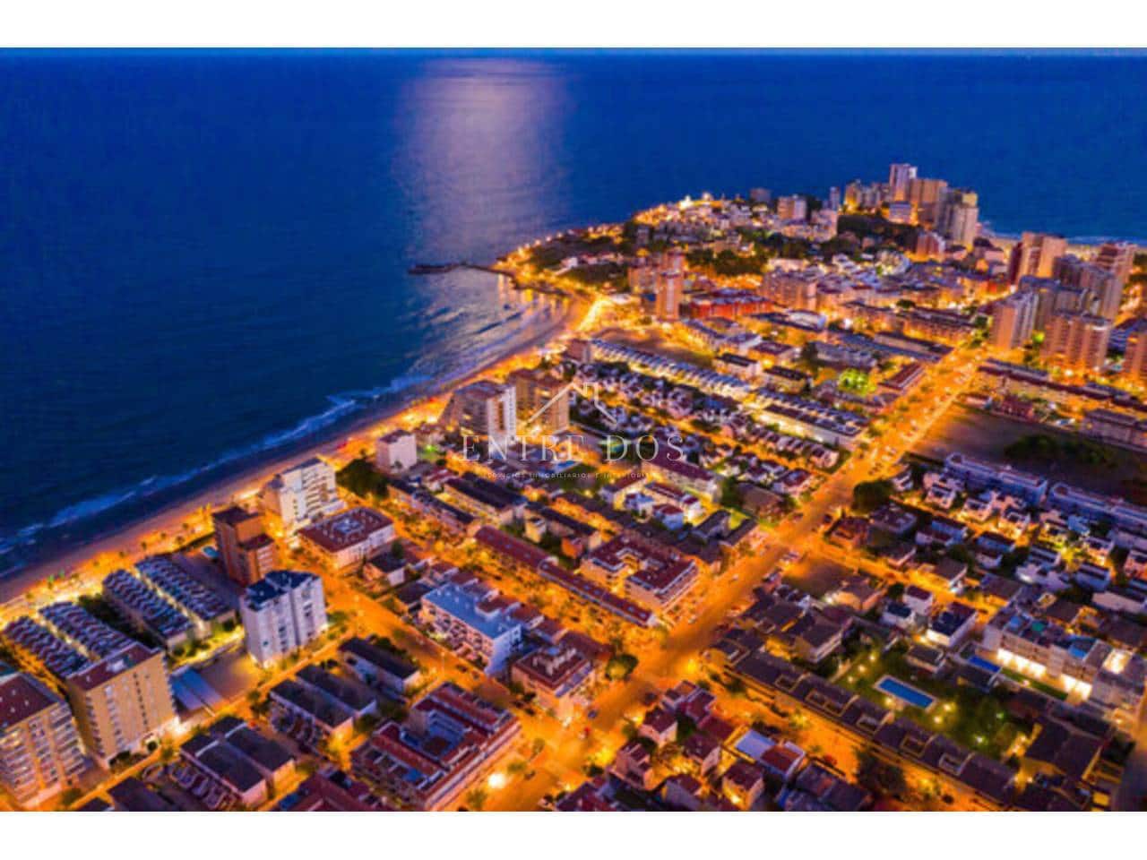 4 soveværelse Byhus til salg i Oropesa  med swimmingpool garage - € 290.000 (Ref: 8868862)