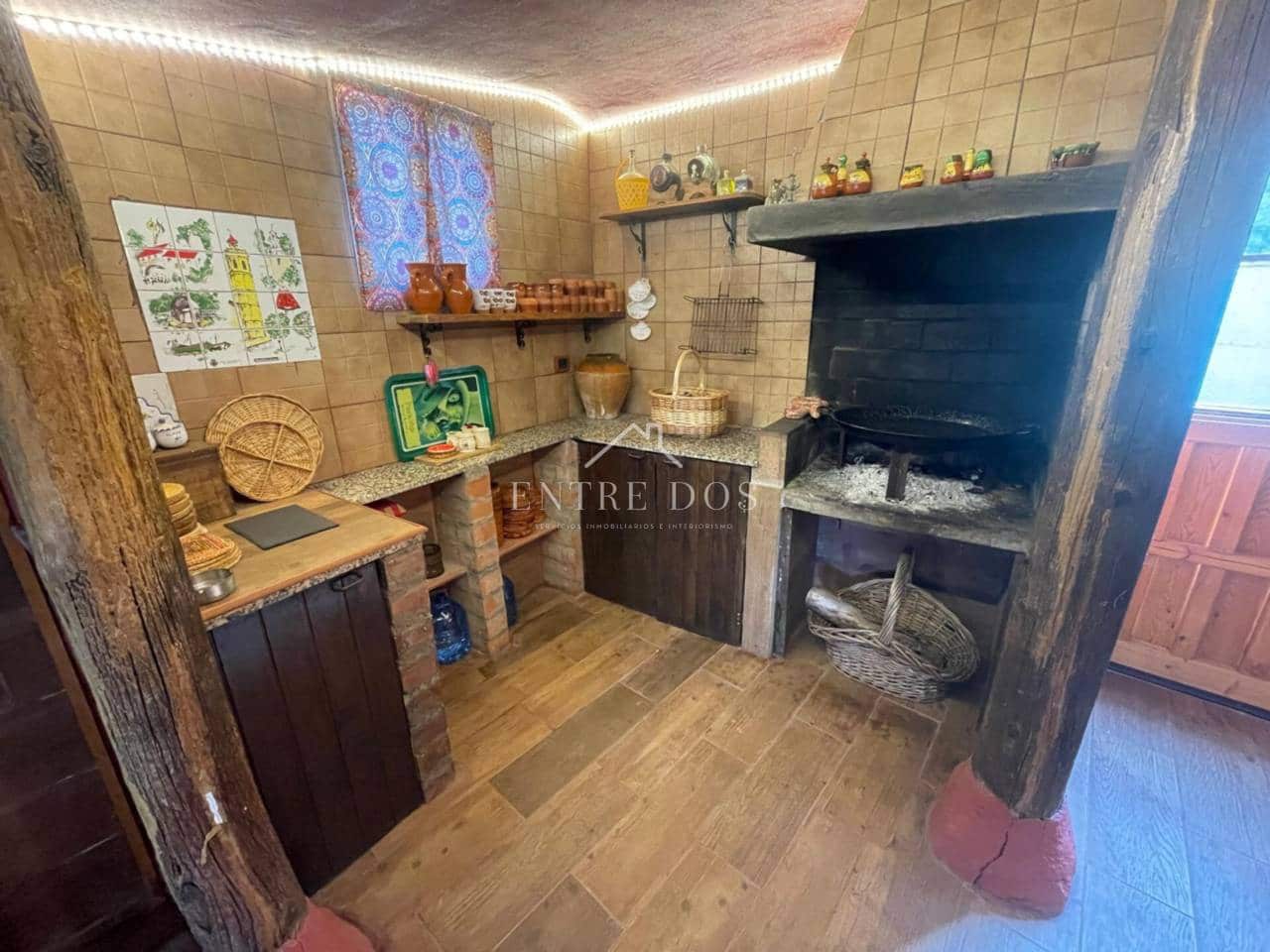 4 soveværelse Villa til salg i Borriol med swimmingpool garage - € 400.000 (Ref: 8956546)