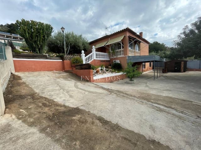 4 slaapkamer Villa te koop in Borriol met zwembad garage - € 400.000 (Ref: 8956546)