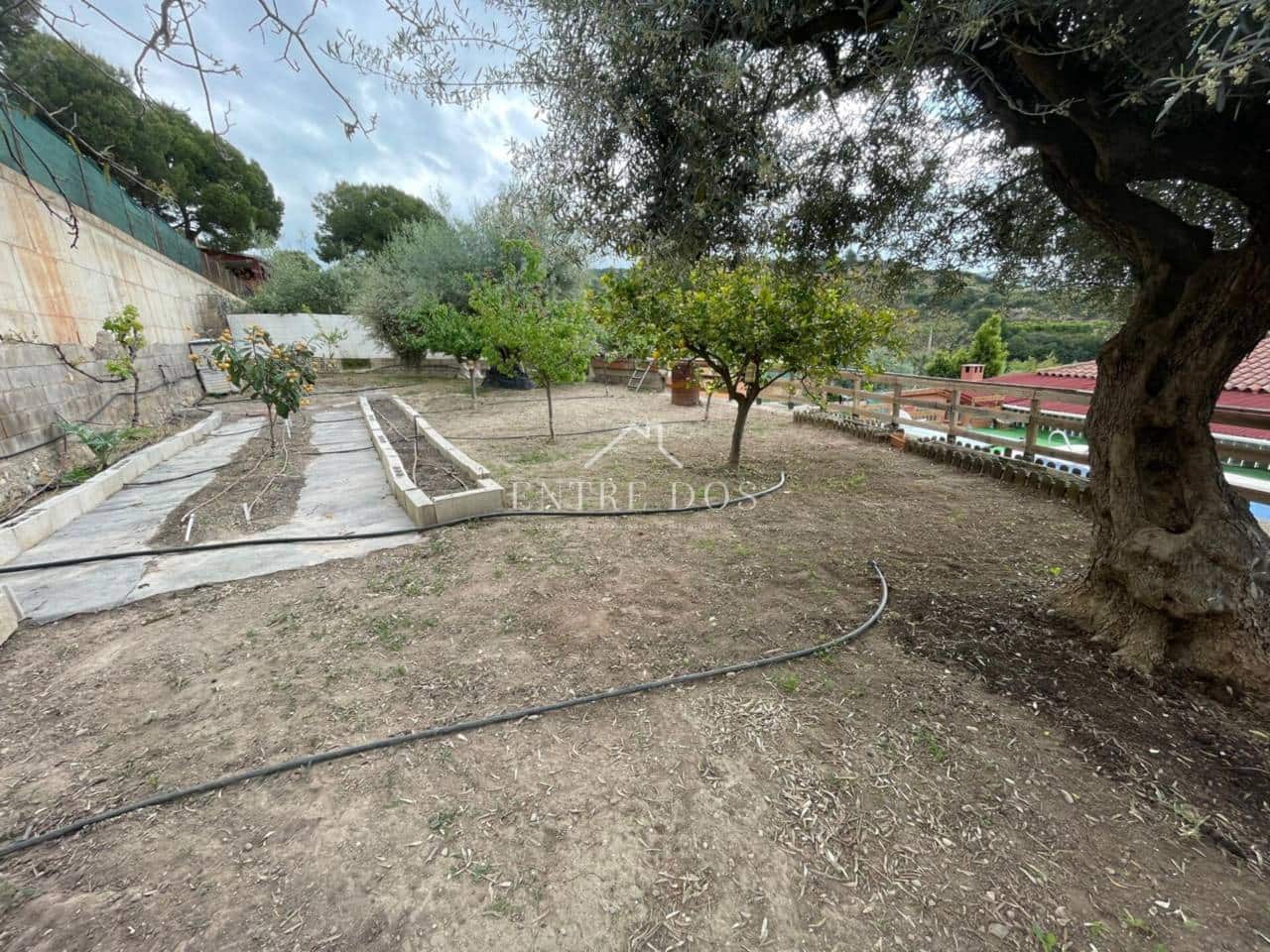 4 soveværelse Villa til salg i Borriol med swimmingpool garage - € 400.000 (Ref: 8956546)