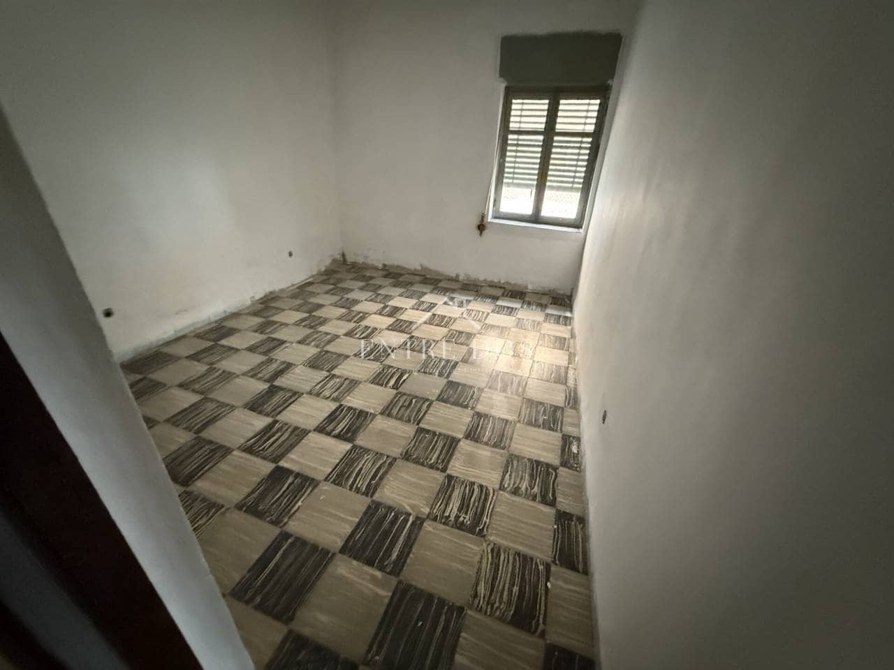 6 soveværelse Villa til salg i L'Alcora med garage - € 128.900 (Ref: 8993457)