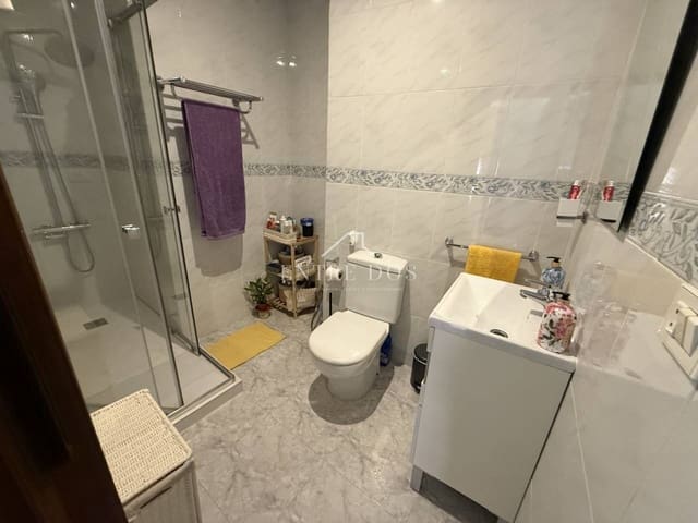 6 bedroom Villa for sale in L'Alcora with garage - € 128,900 (Ref: 8993457)