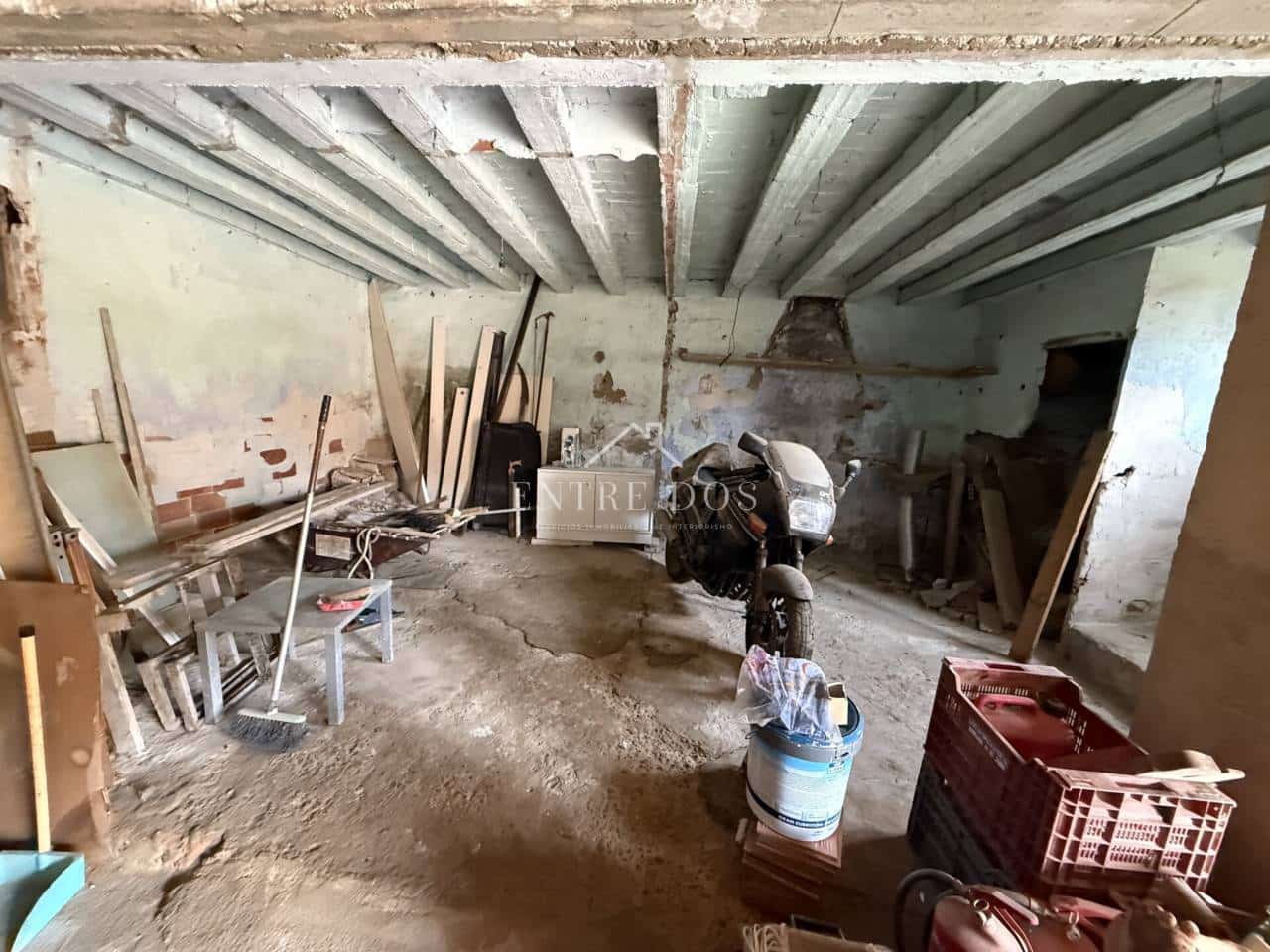 6 soveværelse Villa til salg i L'Alcora med garage - € 128.900 (Ref: 8993457)