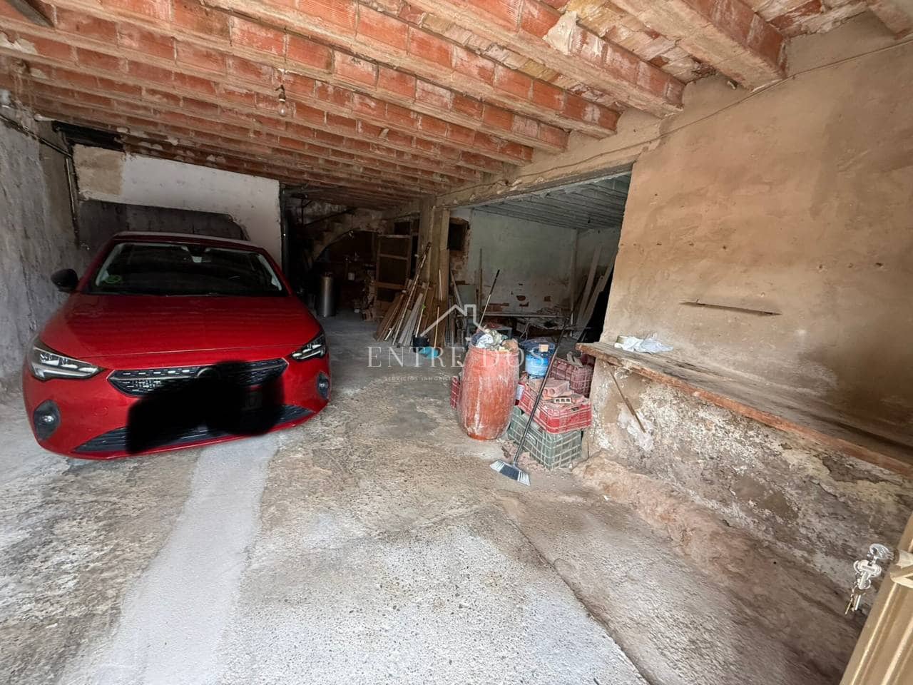 6 soveværelse Villa til salg i L'Alcora med garage - € 128.900 (Ref: 8993457)