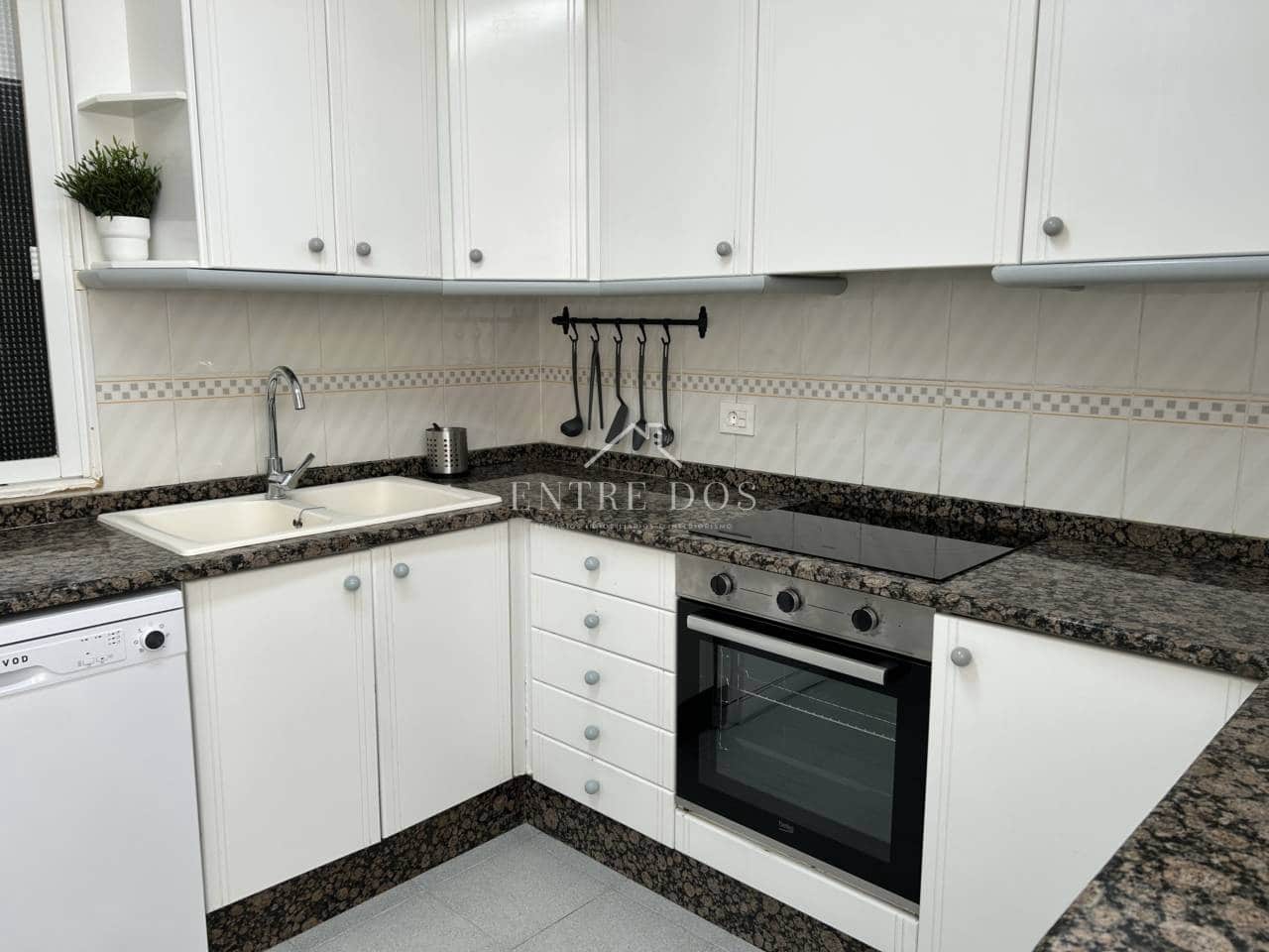 1 soveværelse Lejlighed til leje i Castello de la Plana - € 350 (Ref: 9022652)