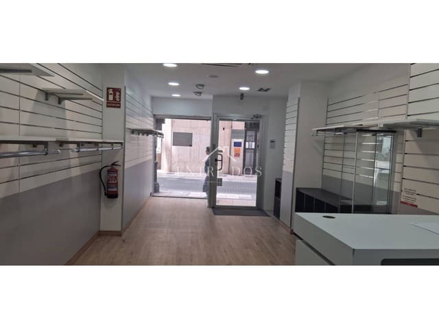 4 bedroom Commercial for sale in Castelló de la Plana - € 165,000 (Ref: 9057266)