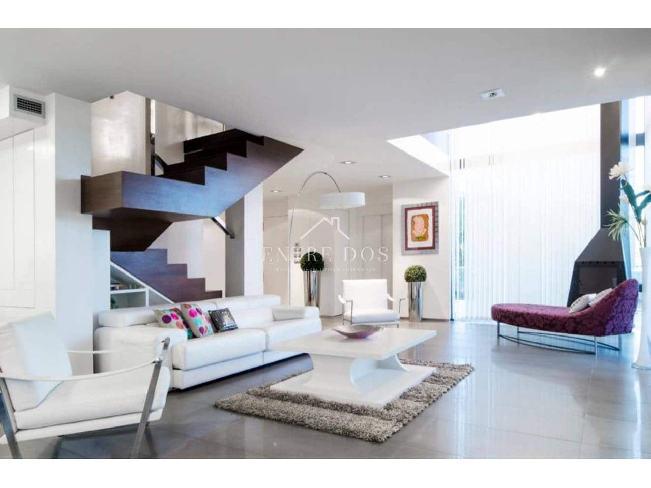 4 bedroom Villa for rent in Benicassim with pool garage - € 5,500 (Ref: 9102659)