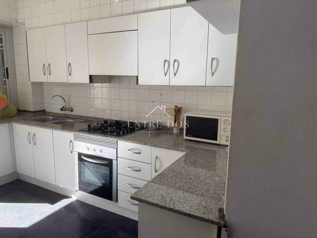 4 camera da letto Appartamento da affittare in Castello de la Plana - 900 € (Rif: 9102660)