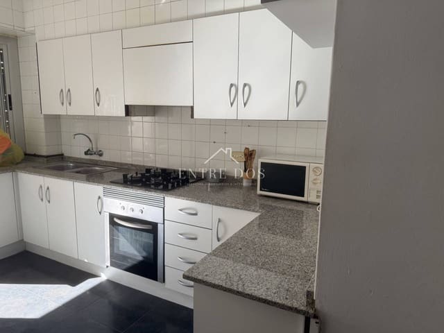 4 makuuhuone Asunto vuokrattavana paikassa Castelló de la Plana - 900 € (Ref: 9102660)