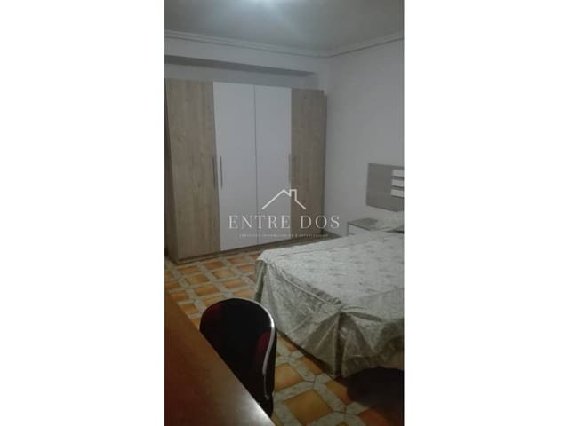 4 camera da letto Appartamento da affittare in Castelló de la Plana - 860 € (Rif: 9108356)