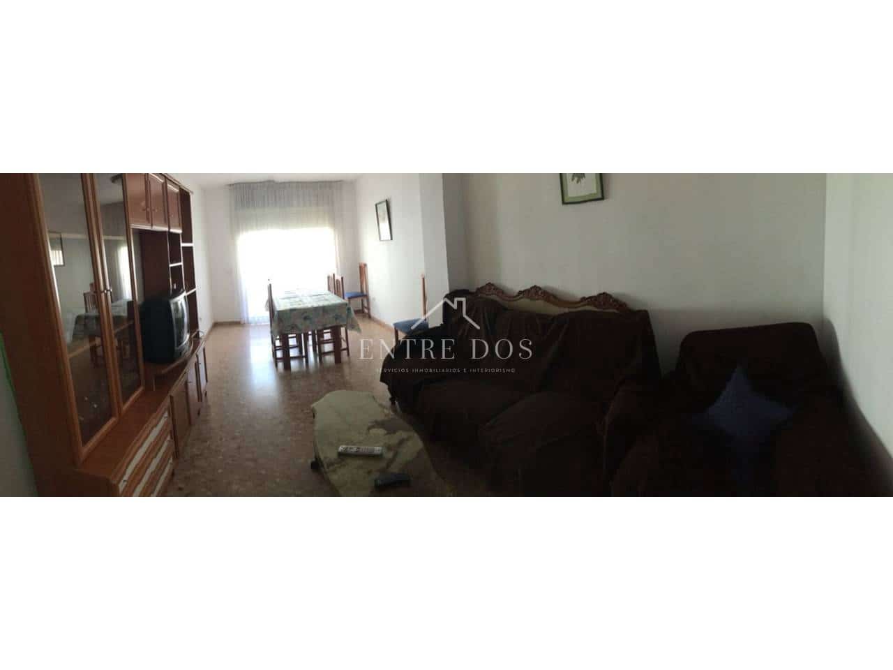 4 slaapkamer Flat te huur in Castello de la Plana met garage - € 910 (Ref: 9113768)